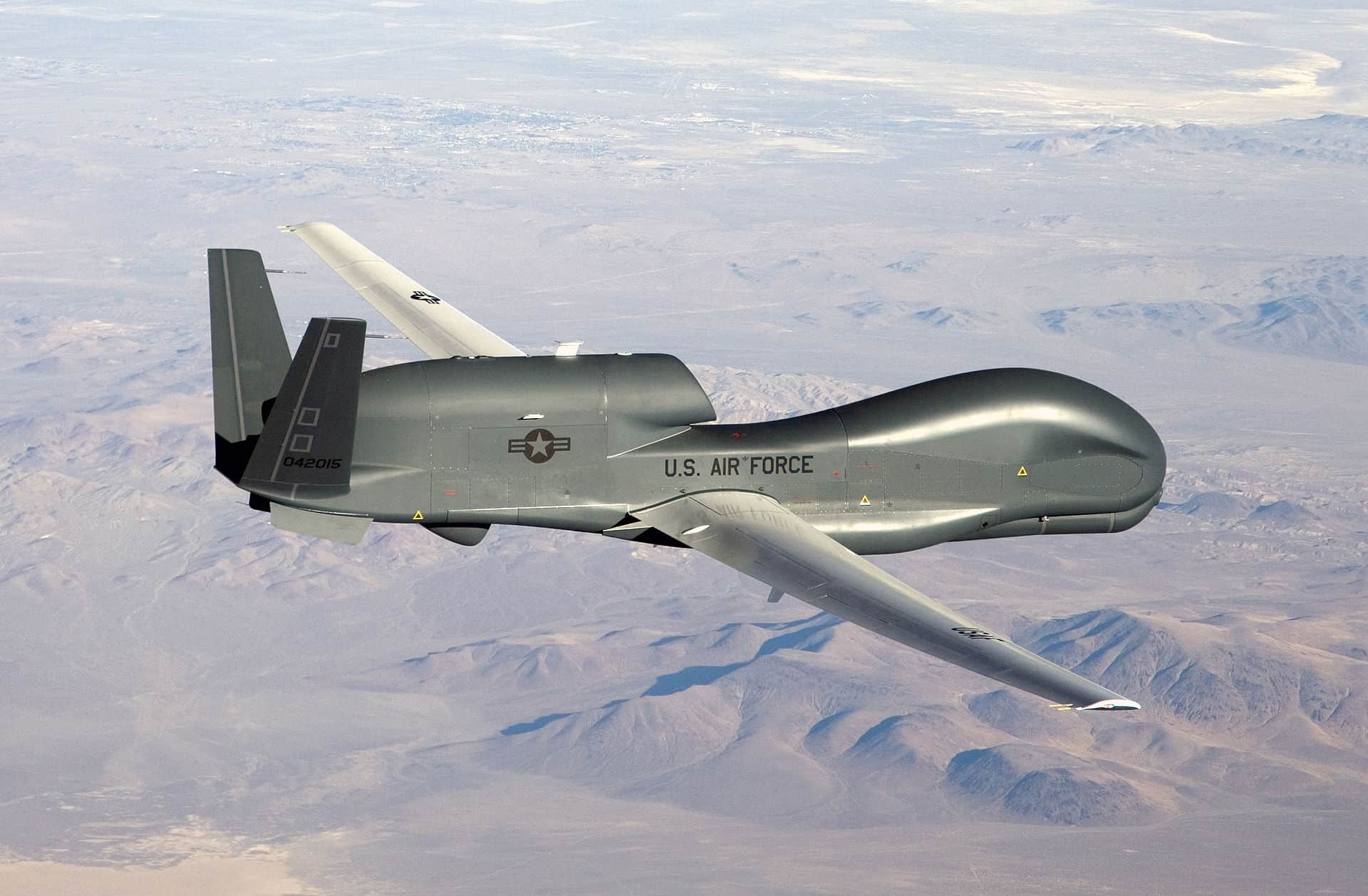 RQ-4 GLOBAL HAWK